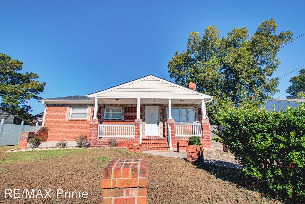 1708 Rowlock Rd, Chesapeake, VA 23321 House Rental in Chesapeake, VA