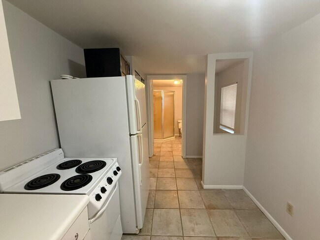 Foto del edificio - 1233 Virginia Dr