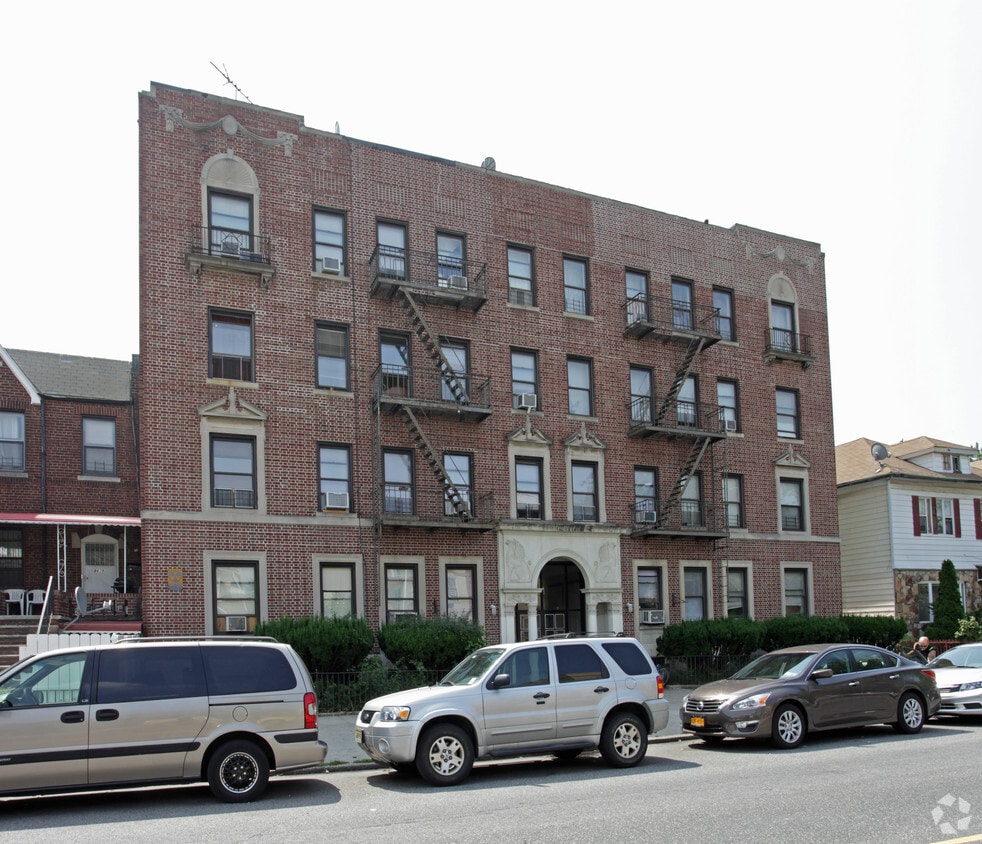 Primary Photo - 8645 20th Ave