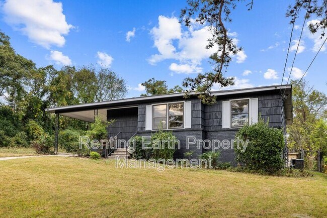 Foto del edificio - 737 84th Pl S