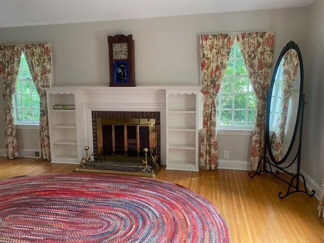 Foto del edificio - Charming 3 Bedroom 1.5 bath home for rent ...