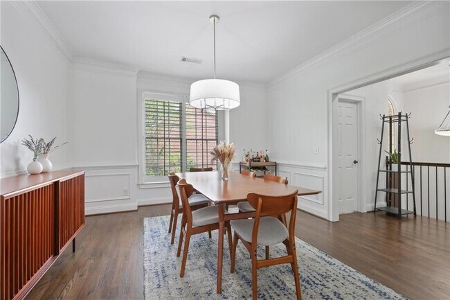 Building Photo - 1534 Donaldson Park dr
