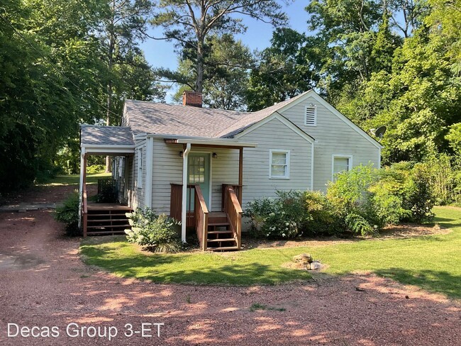 Building Photo - 3 br, 2 bath House - 2112 Lester Ln