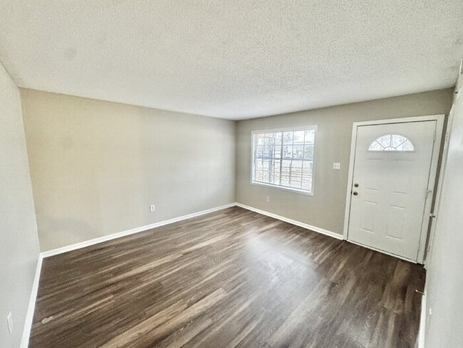 Foto del edificio - 3940 Schoolfield Rd