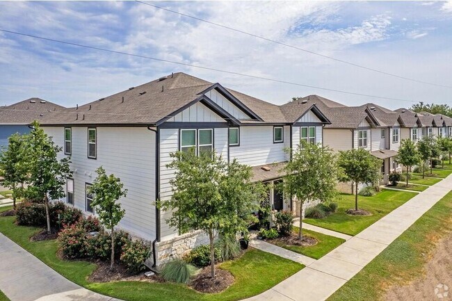 Foto del edificio - 705 Horseshoe Dr