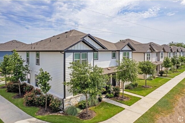 Photo - 705 Horseshoe Drive Unit 1702 Townhome
