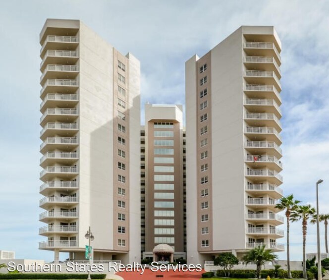 2967 S Atlantic Ave, Daytona Beach Shores, FL 32118 House for Rent in