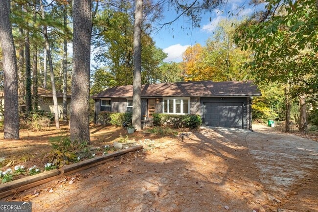 Photo - 2958 Harcourt Dr House