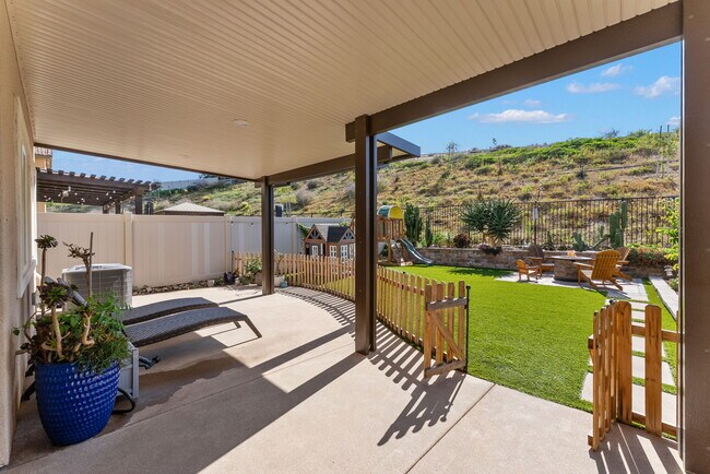 Building Photo - 5428 Meridian Pl