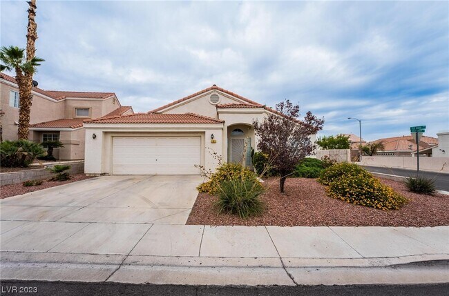 Foto del edificio - 7 Golf View Dr