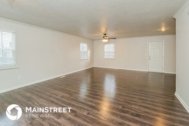 Foto del edificio - 1616 Summerhill Dr