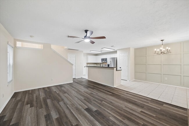 Building Photo - 7 Wineberry Pl