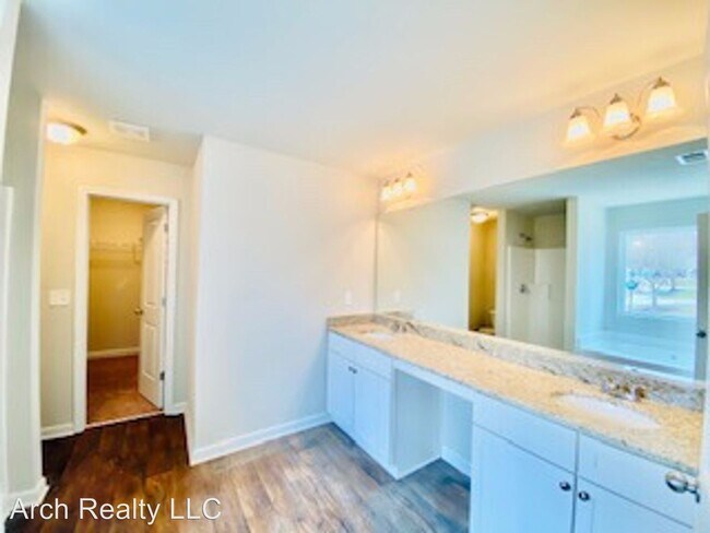 Foto del edificio - 450 Best Friends Turn Alley