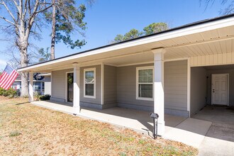 Building Photo - 154 Anneswood Rd
