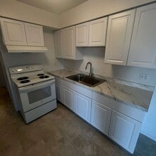 Building Photo - 3708 Estelle Ave