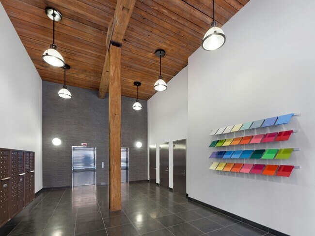 Building Photo - 30 Washington St