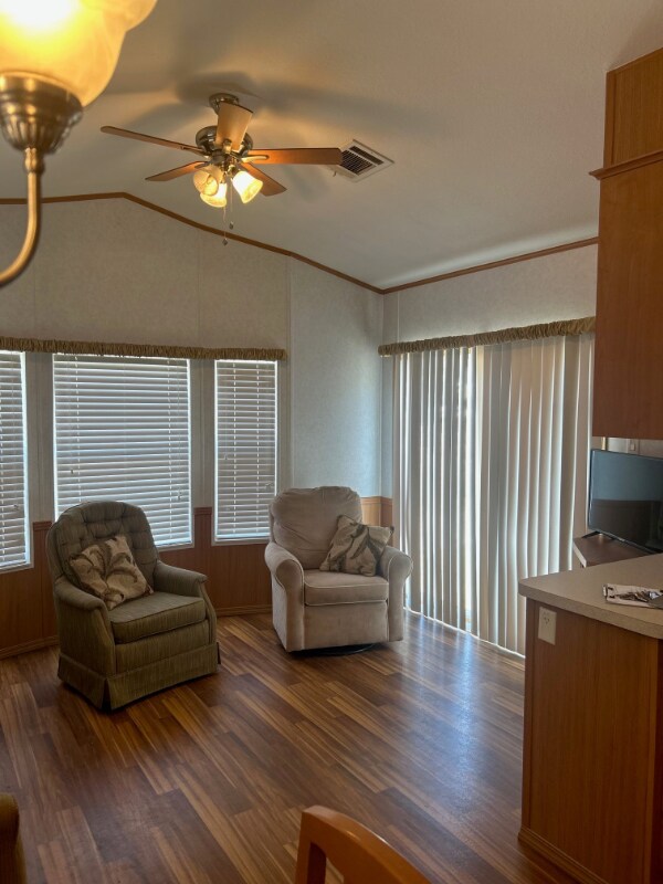 Foto del edificio - 9751 FL-78