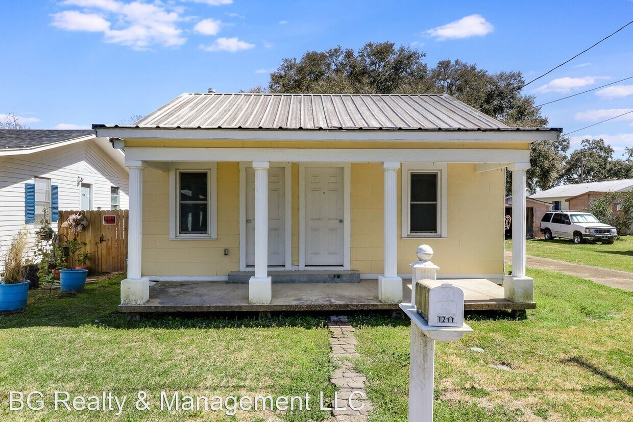 Primary Photo - 2 br, 1 bath House - 1211 Scott Street