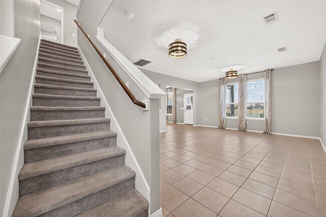 Building Photo - 5911 Waggoner Ranch Trail