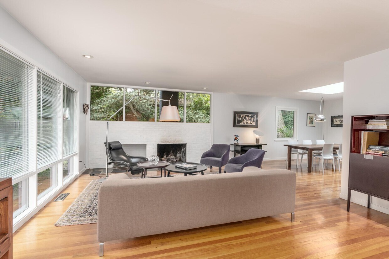 Foto principal - 3122 Brooklawn Terrace