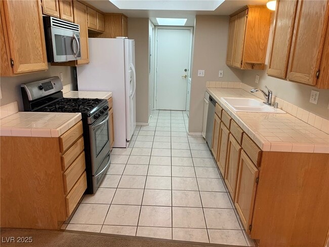 Building Photo - 4415 Shortleaf St