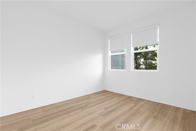 Building Photo - 723 S Grable Cir