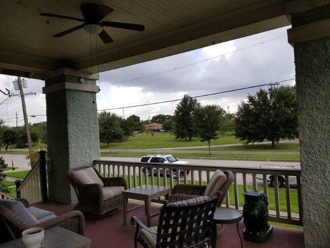 Foto del edificio - 6651 West End Blvd