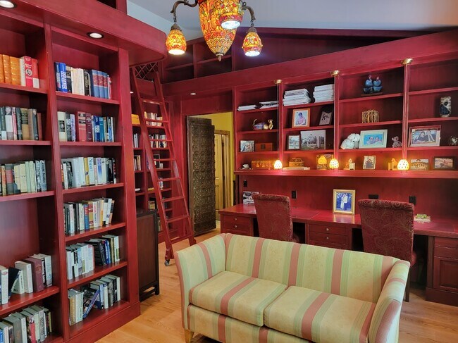 Foto del edificio - 1611 Heroic Rd