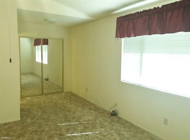 Foto del edificio - 3 br, 2 bath House - 335 Bree Drive