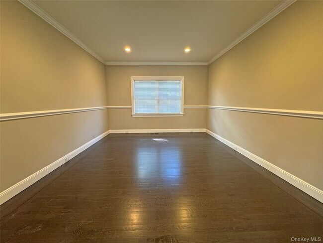 Foto del edificio - 1019 Grove St