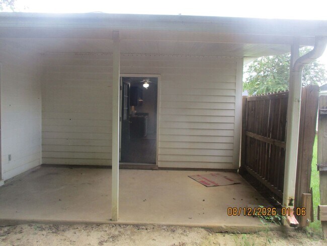 Foto del edificio - 113 Laurelwood Ct