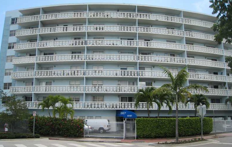 Primary Photo - 4141 Nautilus Dr