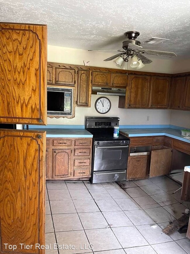 Foto del edificio - 3 br, 2 bath House - 405 5th St
