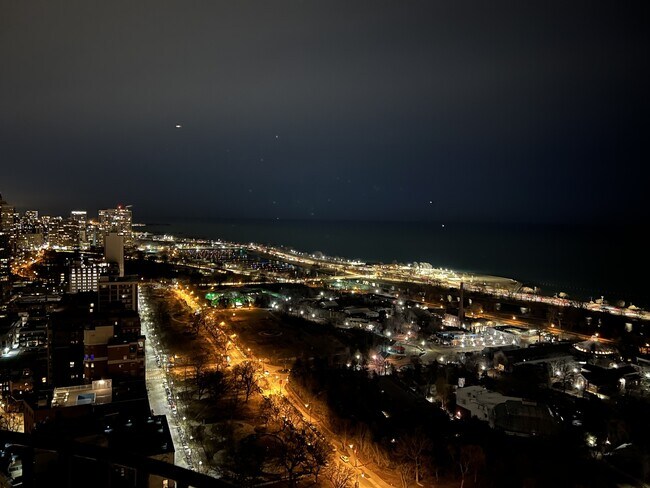 Foto del edificio - 2020 N Lincoln Park W