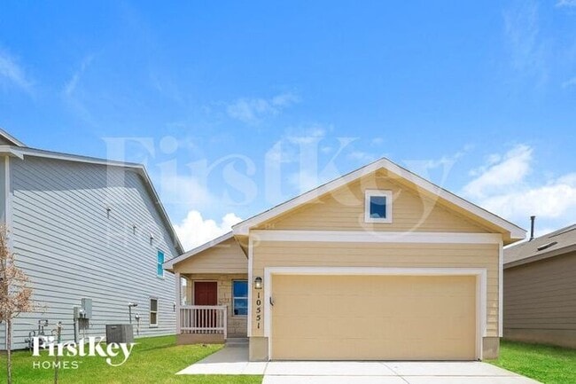 Building Photo - 10551 McClintock Dr