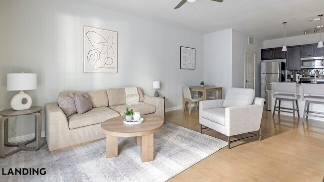 Foto del edificio - 4300 Cromwell Dr
