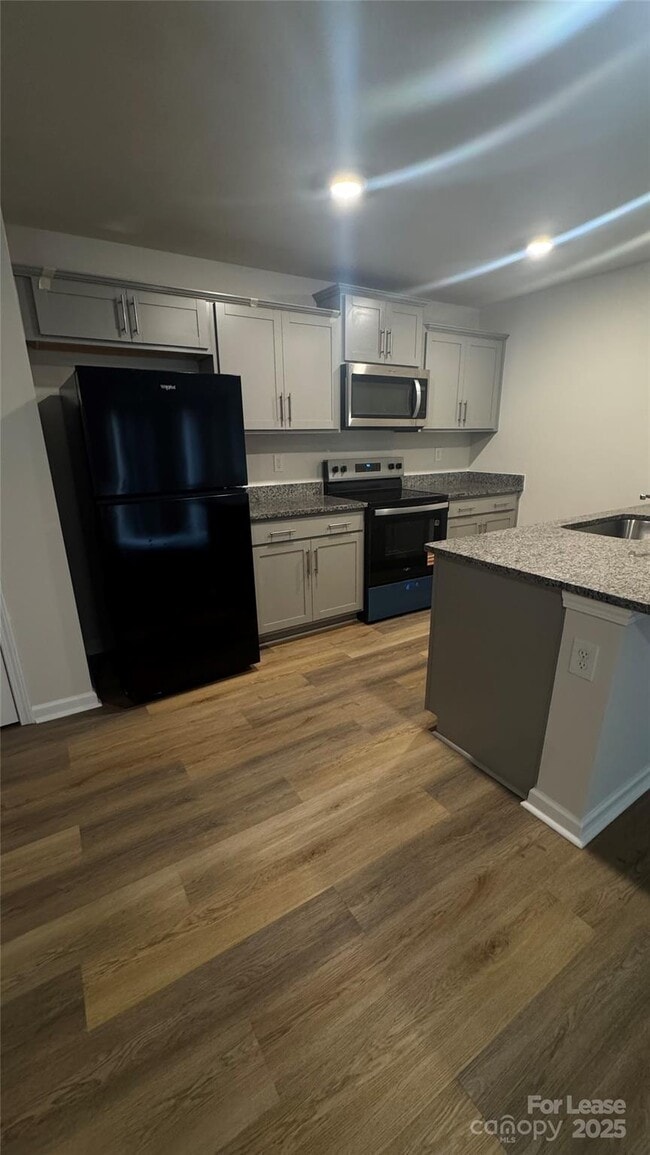 Foto del edificio - 4116 Lurelin Ln