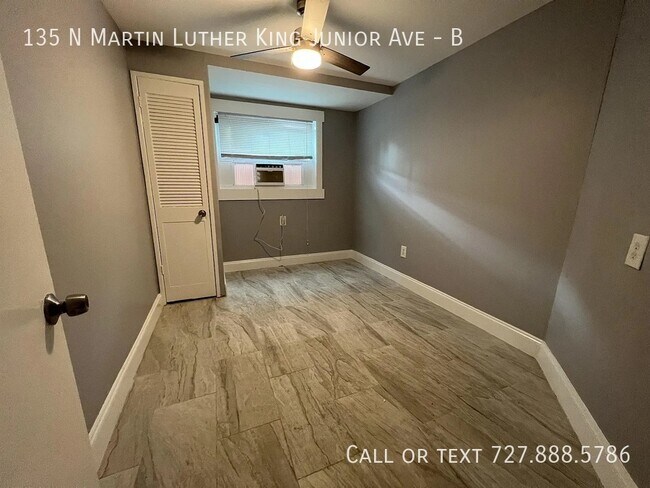 Foto del edificio - 135 N Martin Luther King Jr Ave