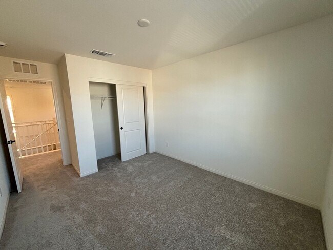 Foto del edificio - Brand new Southwest 3 bedrooms 2.5 bathrooms