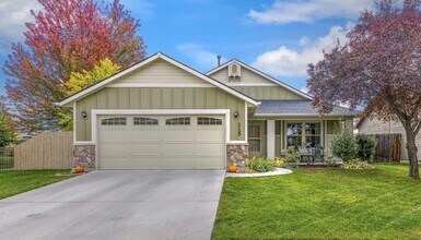Building Photo - 115 E Ironstone Dr