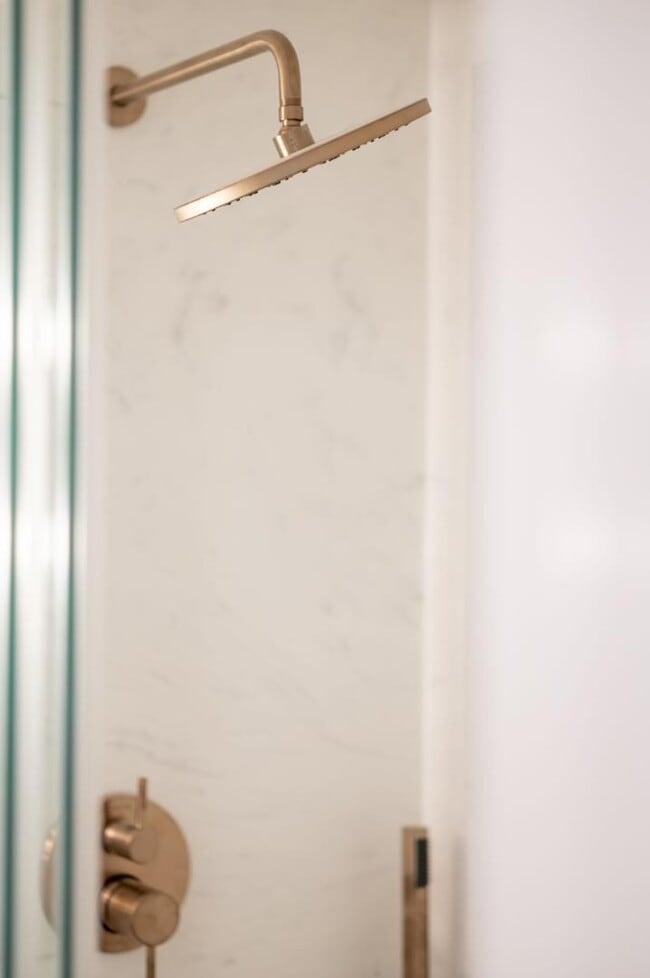 Building Photo - 24 Wales St