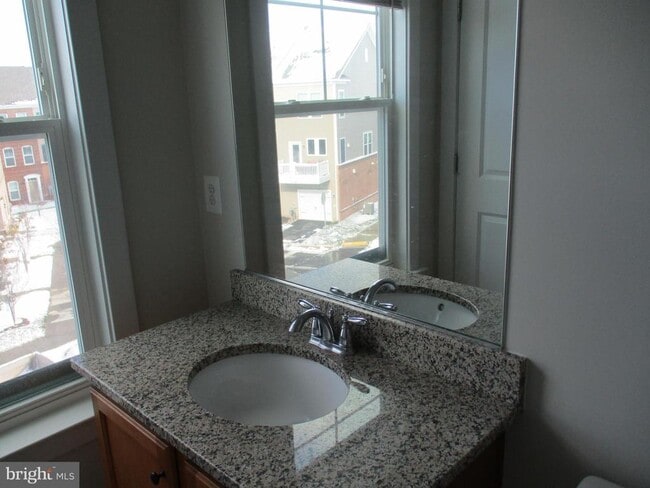 Building Photo - 3354 Provider Wy