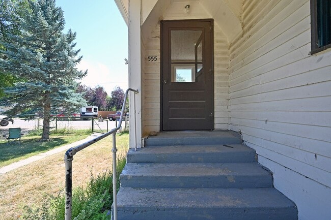 Building Photo - 555 Wyoming Ave