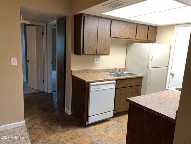 Foto del edificio - Nice 2 Bedroom in  Phoenix