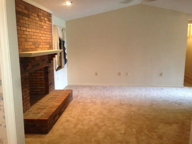 Foto del edificio - City of Maryville, 3 bedroom, 2 car garage