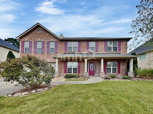 Building Photo - 70 Maxton Ave
