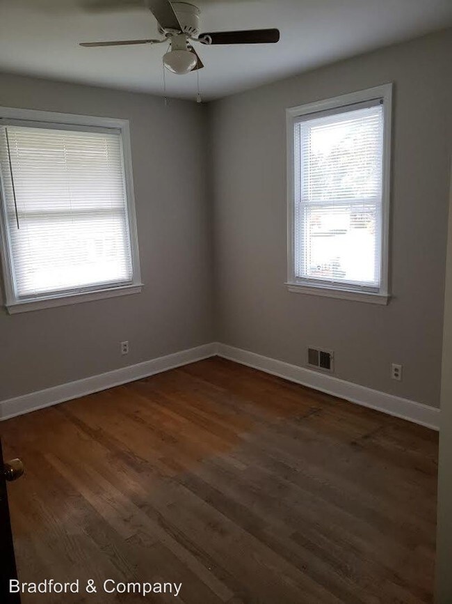 Building Photo - 3 br, 2 bath House - 1620 Luster Lane