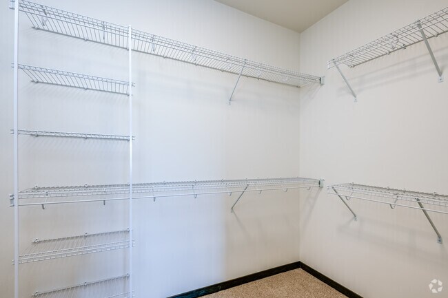 2HAB, 2BA - 1.350 ft² - Zimmer Dr Townhomes