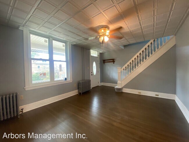 Foto del edificio - 4 br, 2 bath House - 420 Gilmore Ave