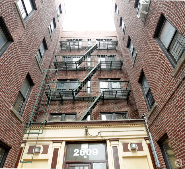 2609 Briggs, Bronx, NY 10458 Apartments in Bronx, NY